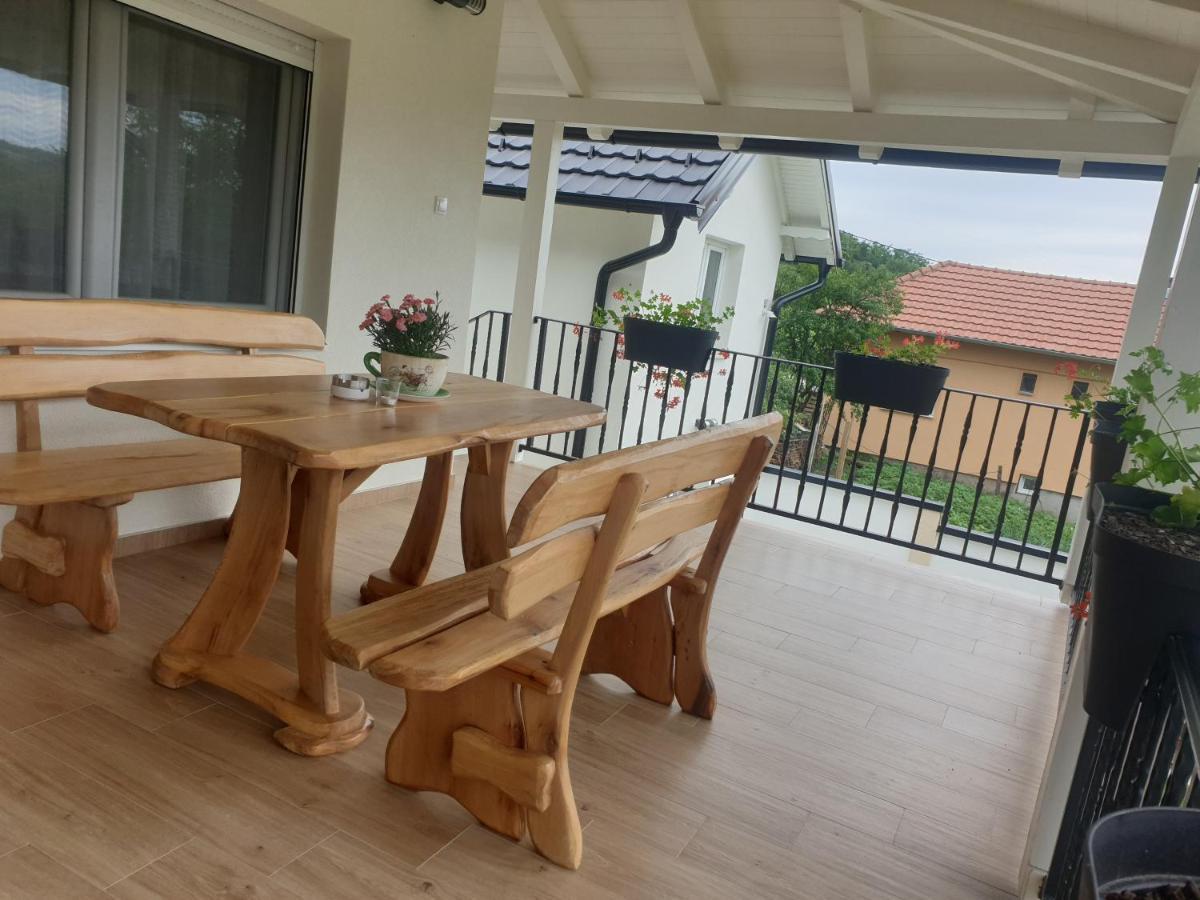 Apartmani Kruna Vrdnik Luaran gambar
